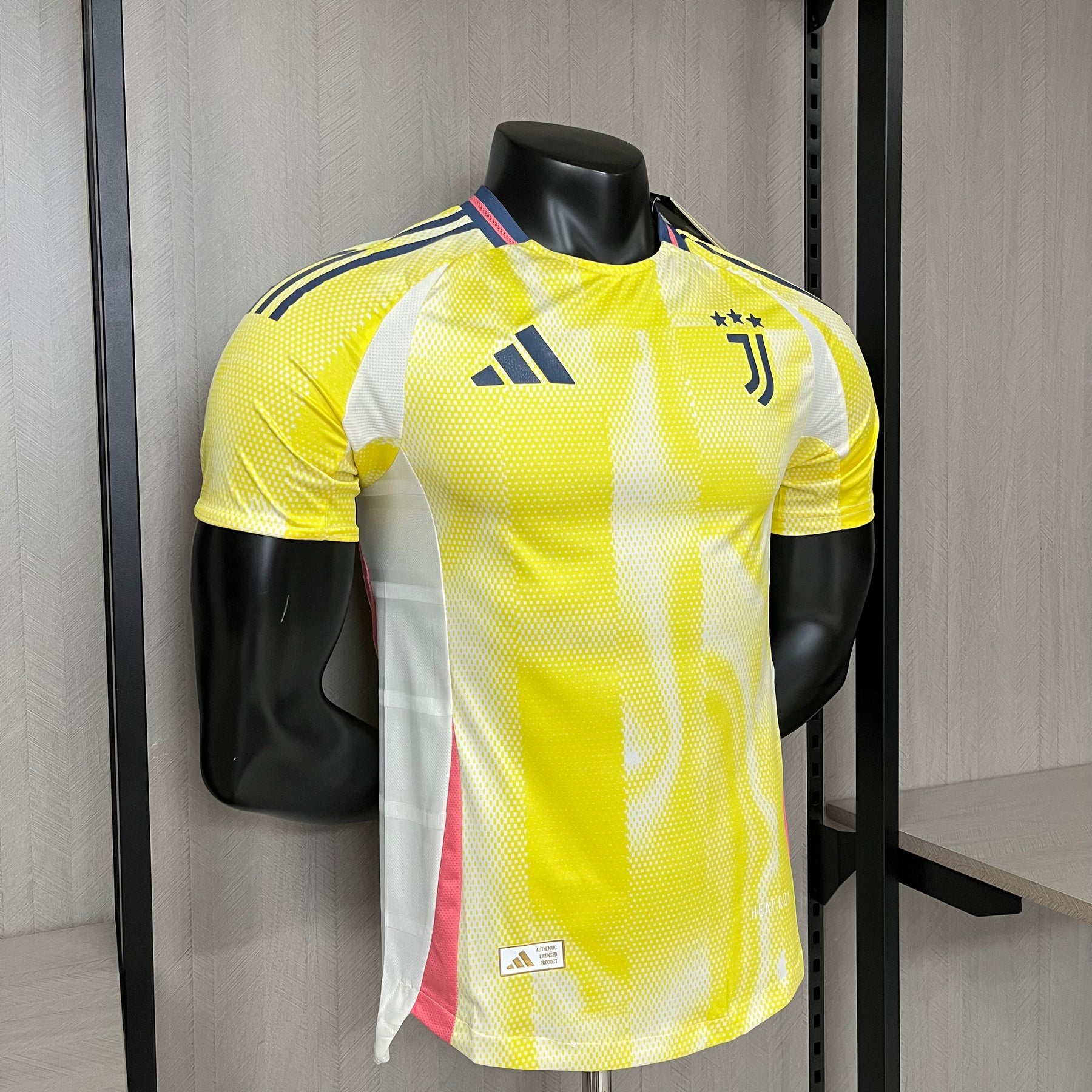 CAMISA JUVENTUS VERSÃO JOGADOR AWAY 24/25