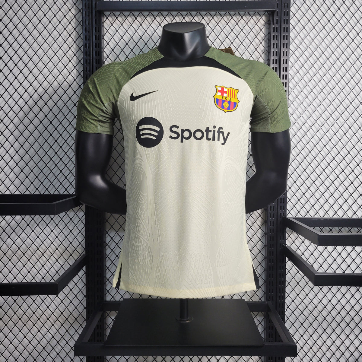 CAMISA BARCELONA VERSÃO JOGADOR TREINO WHITE GREEN 23/24