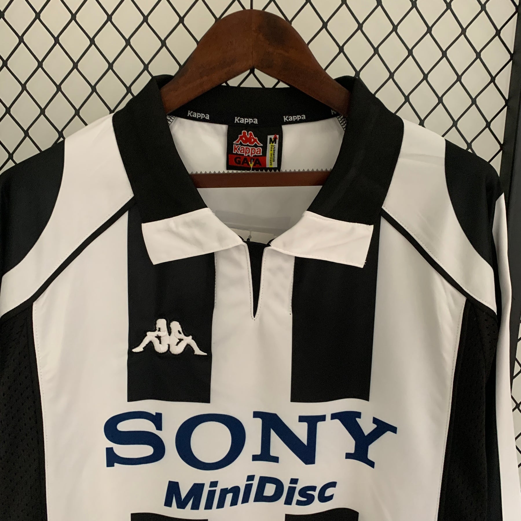 CAMISA JUVENTUS RETRÔ MANGA LONGA HOME 97/98