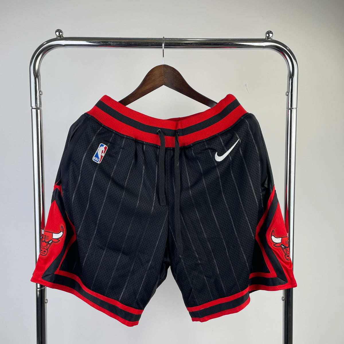 NBA SHORT CHICAGO BULLS BLACK LISTRADA 22/23