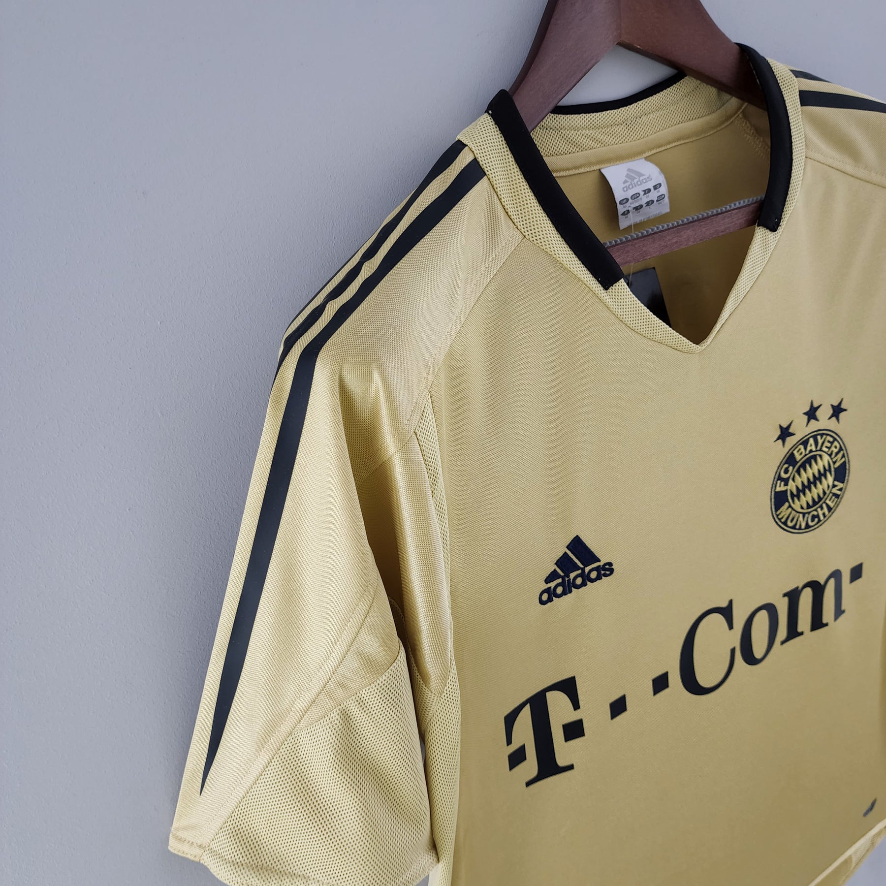 CAMISA BAYERN DE MUNICH RETRÔ AWAY 04/05