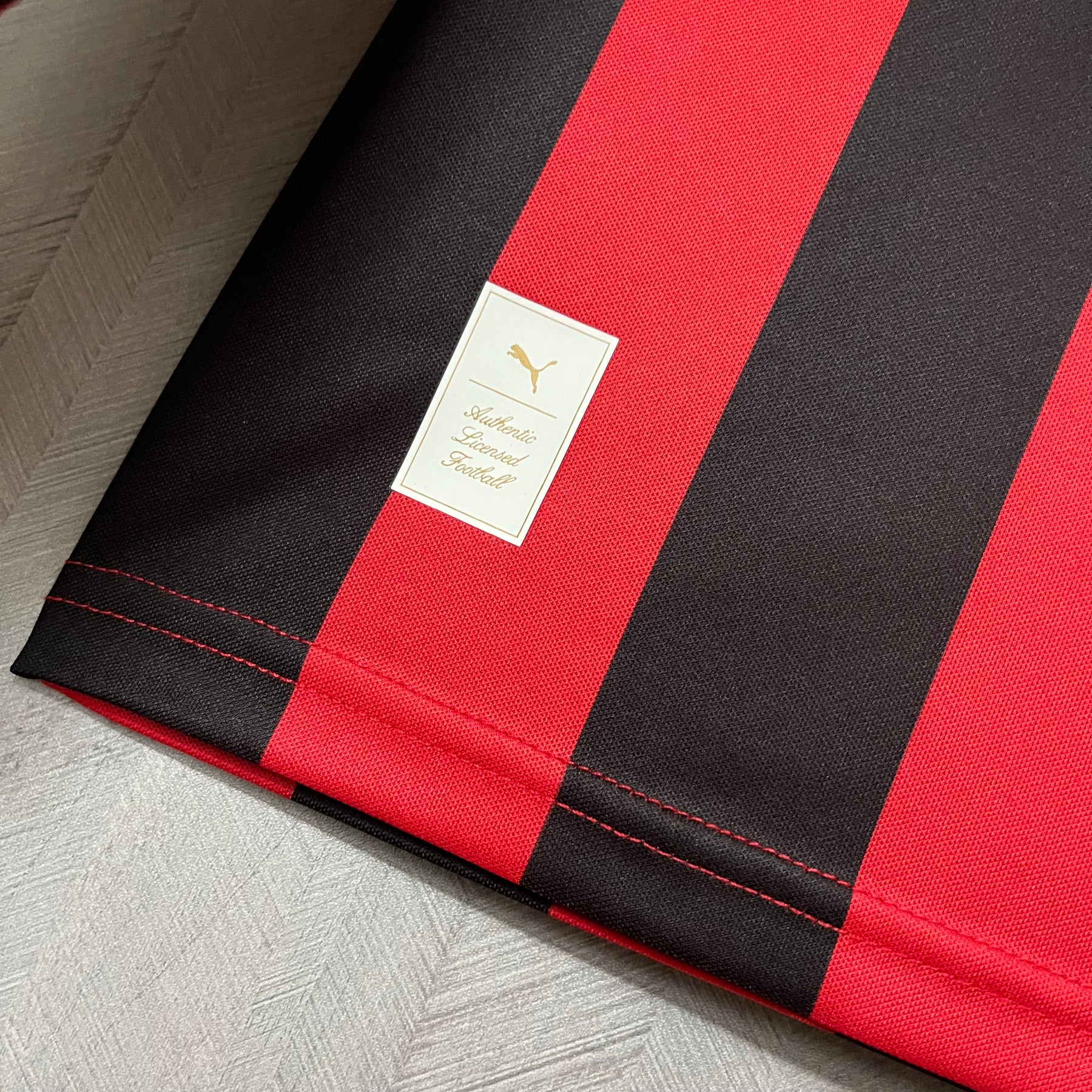 CAMISA MILAN RETRÔ MANGA LONGA 125 ANOS