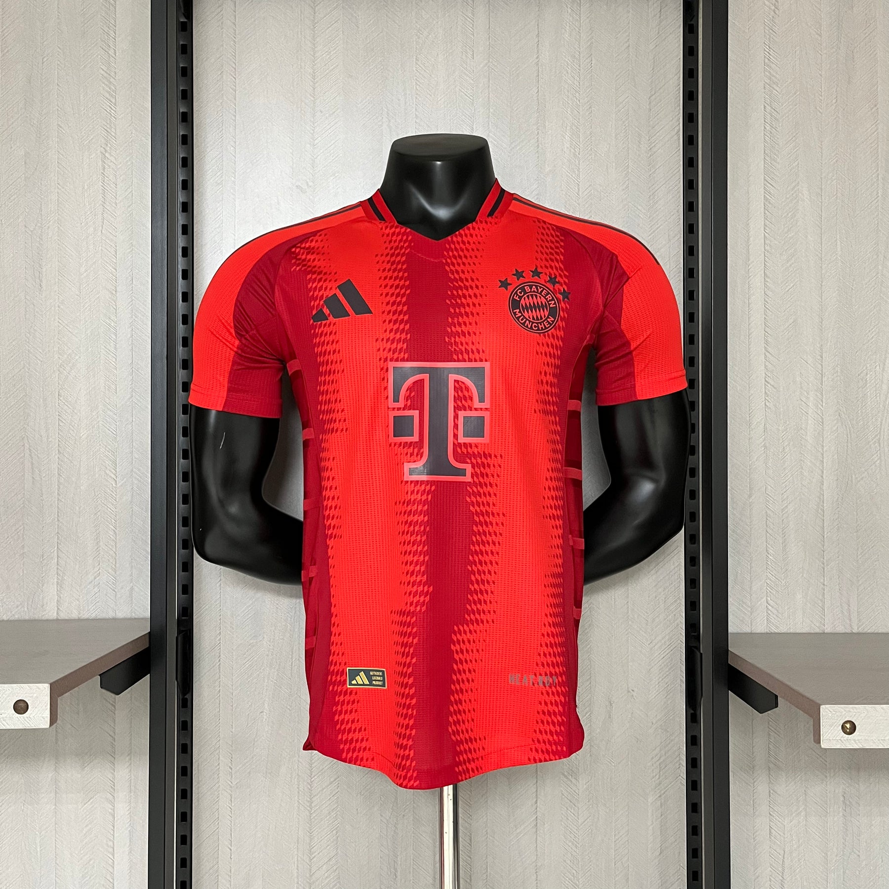 CAMISA BAYERN DE MUNICH VERSÃO JOGADOR HOME 24/25