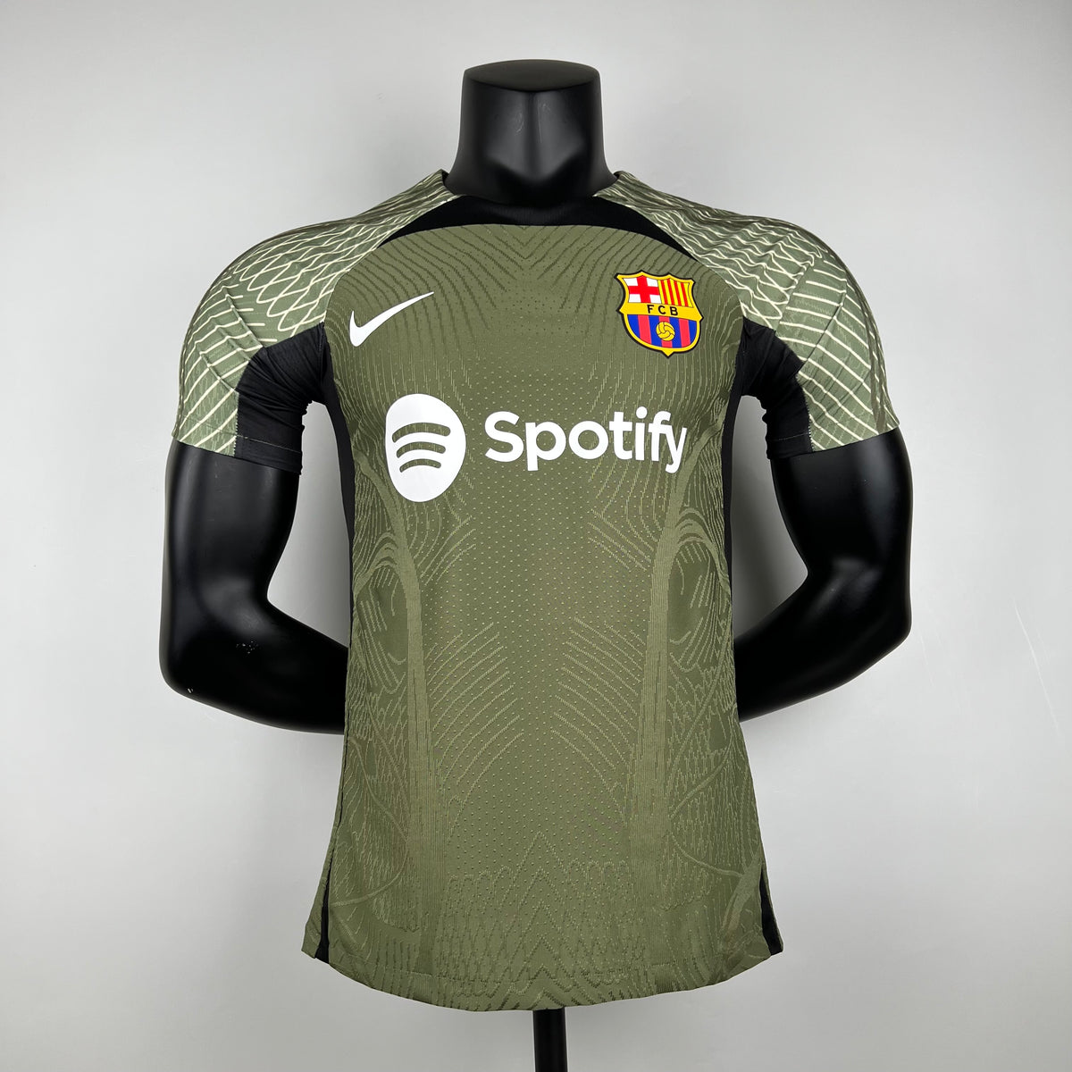 CAMISA BARCELONA VERSÃO JOGADOR TREINO GREEN 23/24