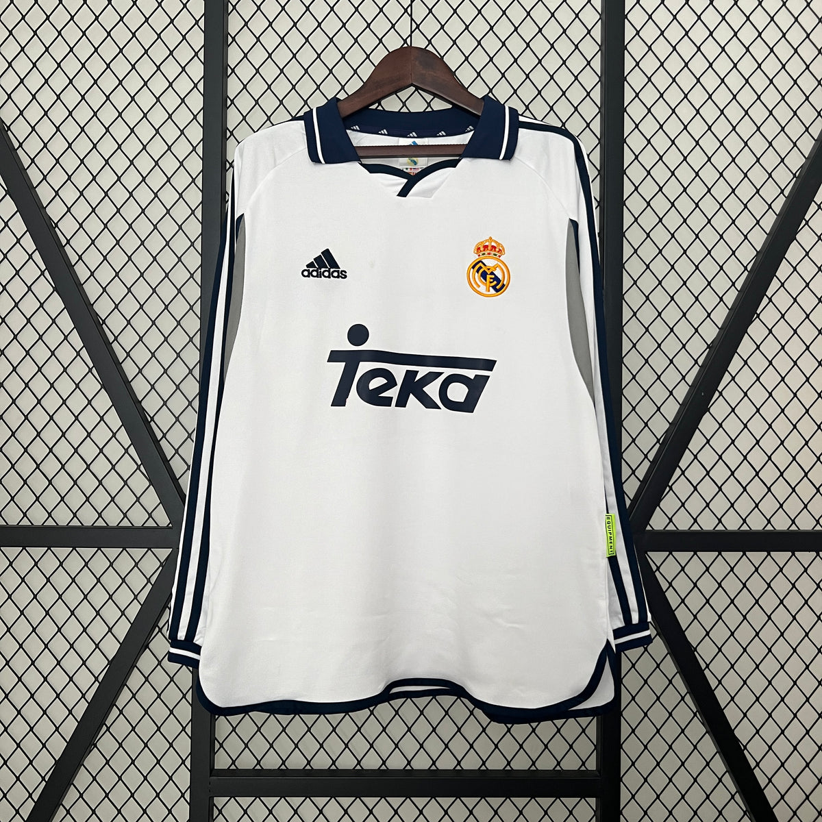 CAMISA REAL MADRID MANGA LONGA RETRÔ HOME 00/01